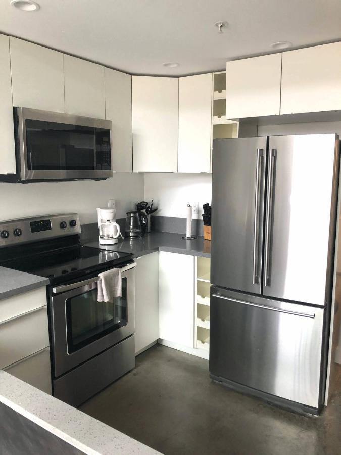 Apartamento Modern 2 Bdrm W/parking In The Heart Of Hillcrest *